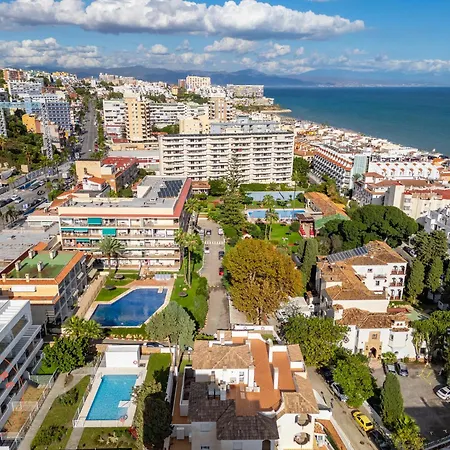 Golden - Take Care Malaga * Торремолинос