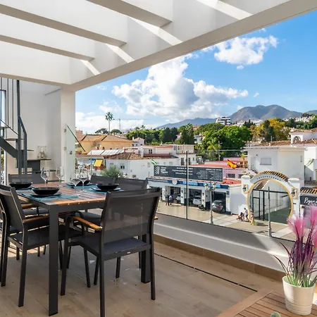 Golden - Take Care Malaga Appartement