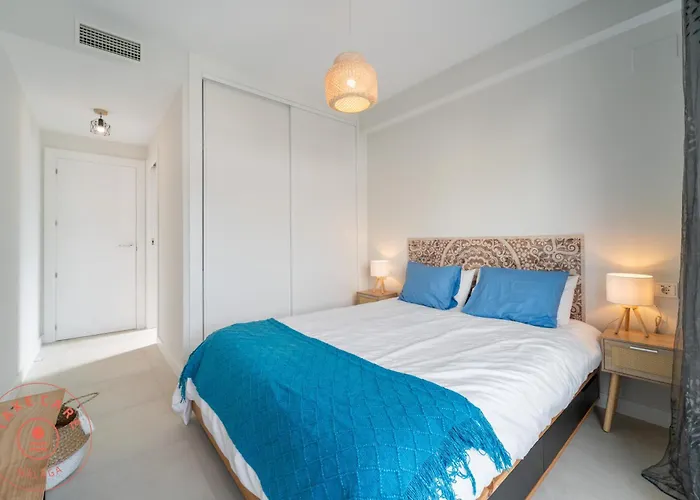 Golden - Take Care Malaga