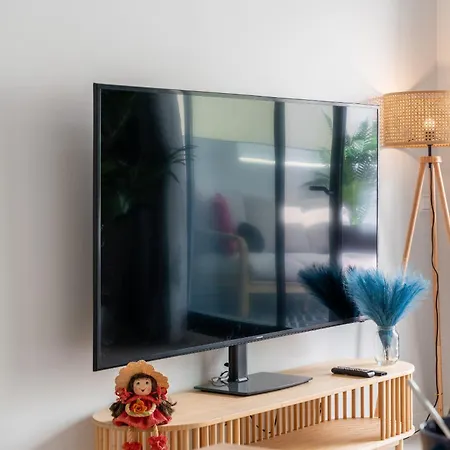 Golden - Take Care Malaga *