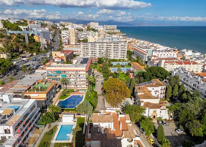 Golden - Take Care Malaga * Торремолинос